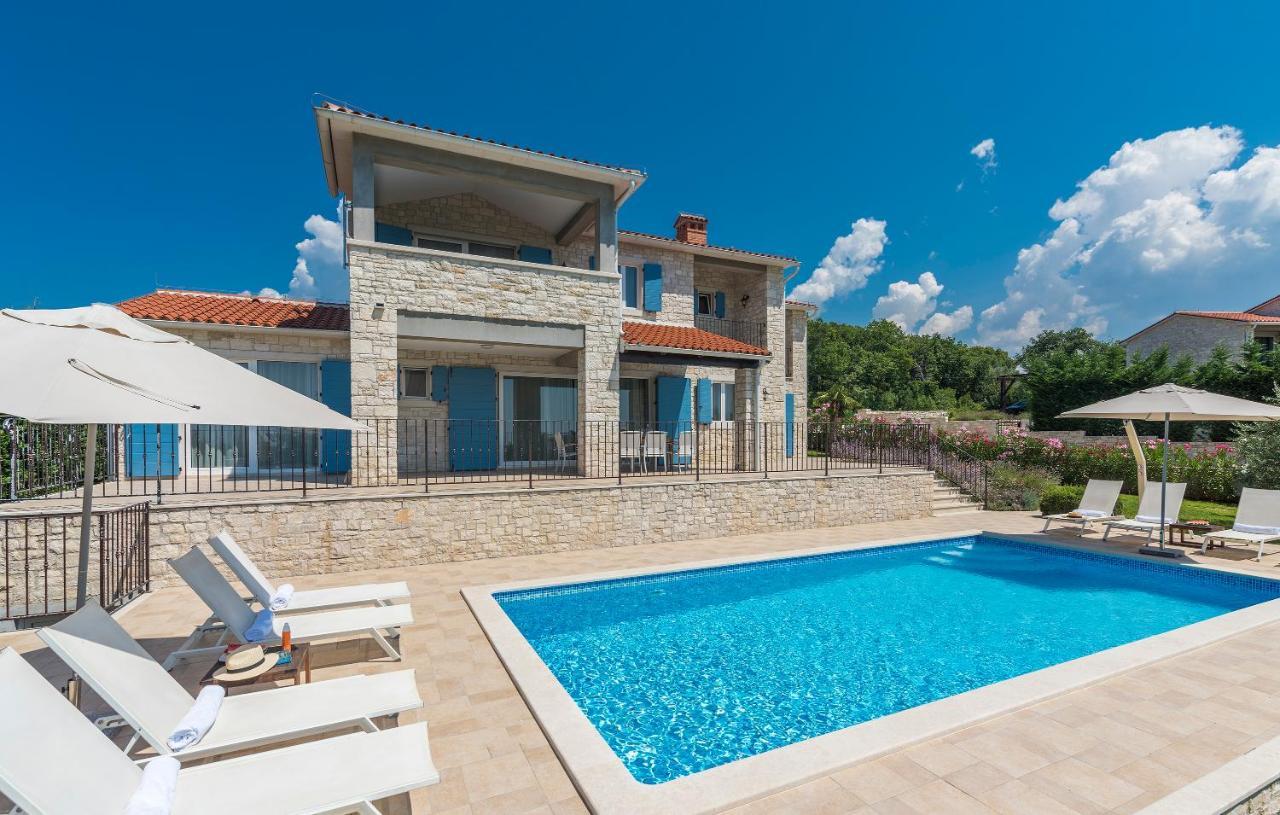 Villa Sterpazzi - Near Porec With Sea View, Private Jacuzzi, Sauna And Pool Višnjan エクステリア 写真