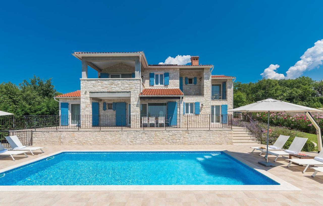 Villa Sterpazzi - Near Porec With Sea View, Private Jacuzzi, Sauna And Pool Višnjan エクステリア 写真