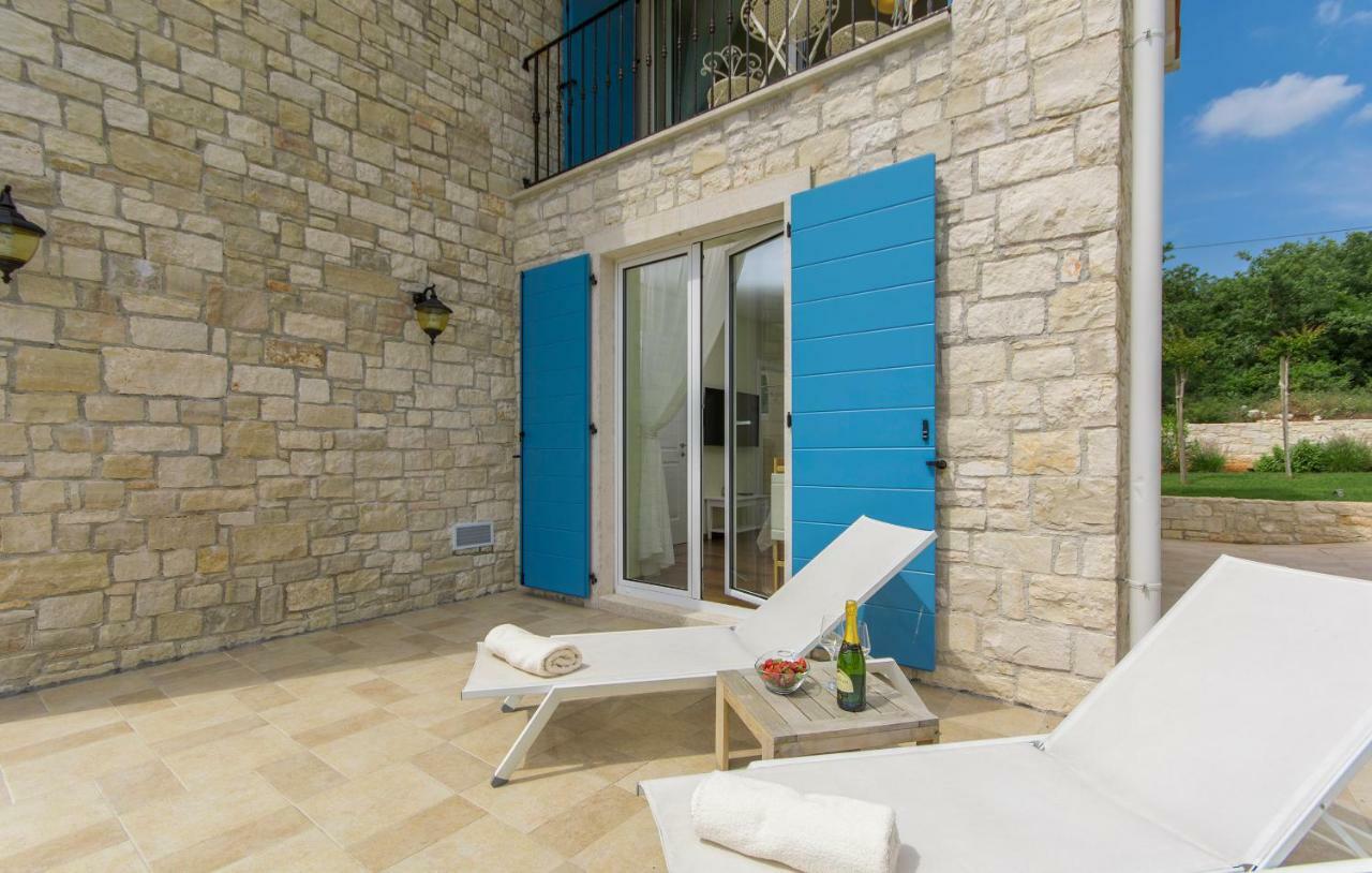 Villa Sterpazzi - Near Porec With Sea View, Private Jacuzzi, Sauna And Pool Višnjan エクステリア 写真